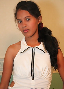  sex pics Young Filipino girl celebrates turning, close up , amateur  panties