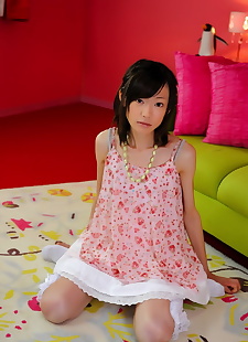 japanese sex pics Petite Japanese girl with a pretty, skirt , skinny 